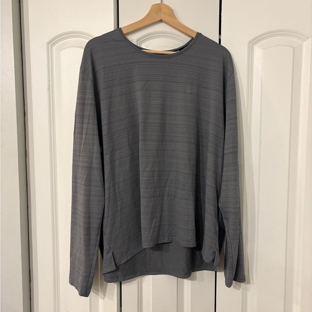 Nike Men’s Running XXL Gray Long Sleeve Men's Shirt